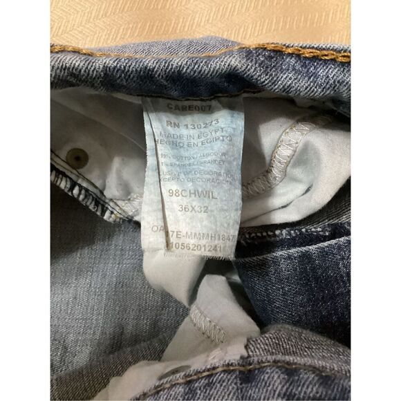 Wrangler Distressed Jeans size 36/32 - Picture 6 of 8